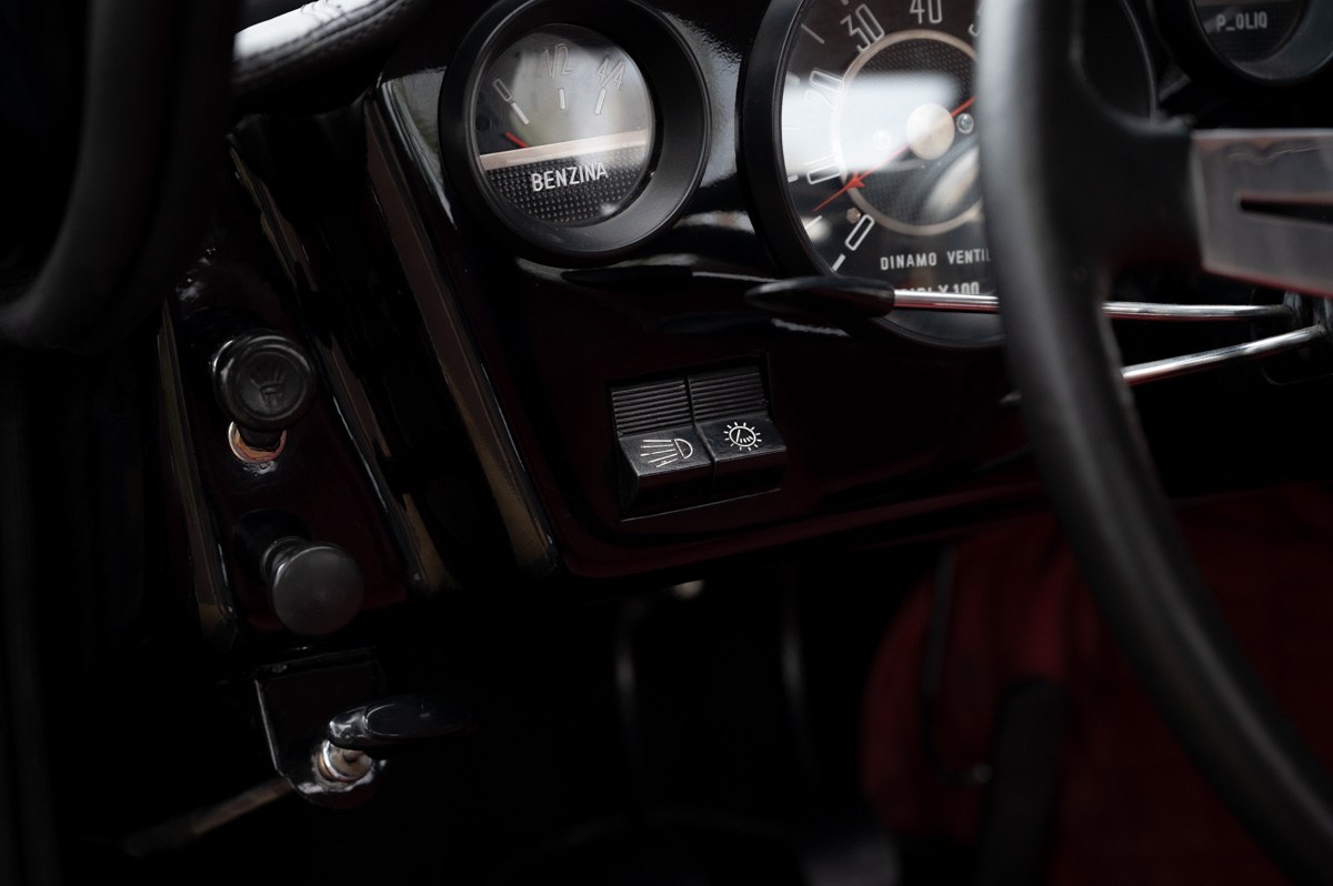 Ghia 1500 GT #0351837 - Photo 21