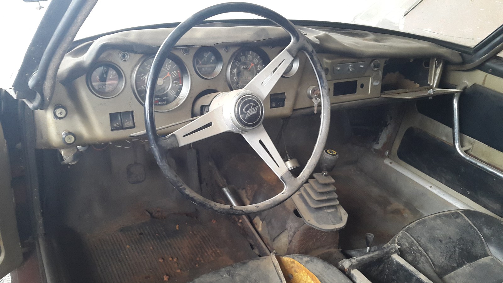 Ghia 1500 GT #0383789 - Photo 6