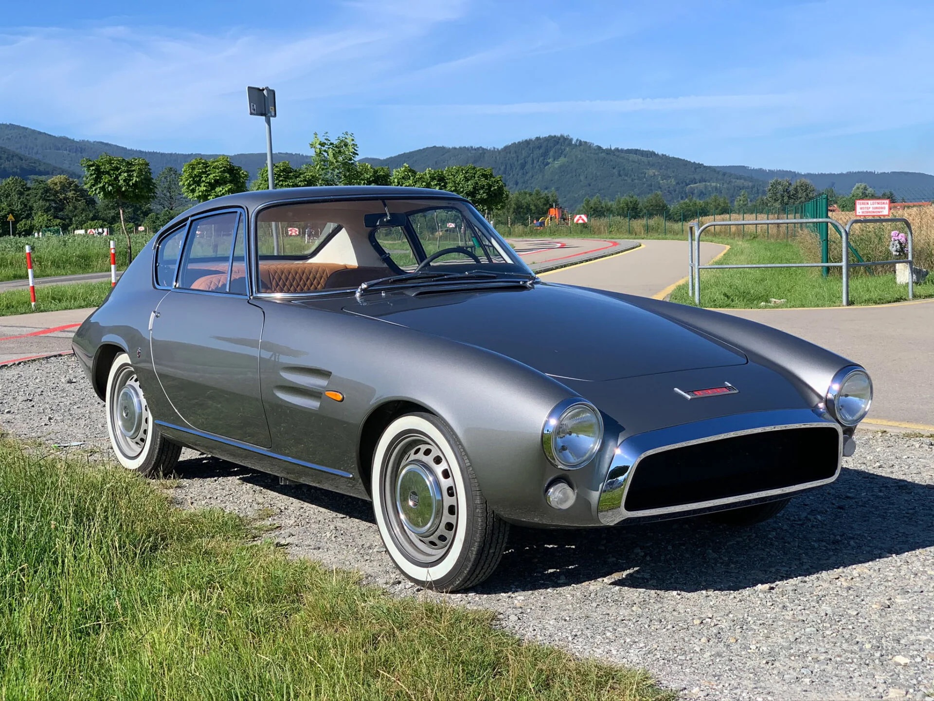 Unidentified Ghia 1500 GT #025 - Photo 7