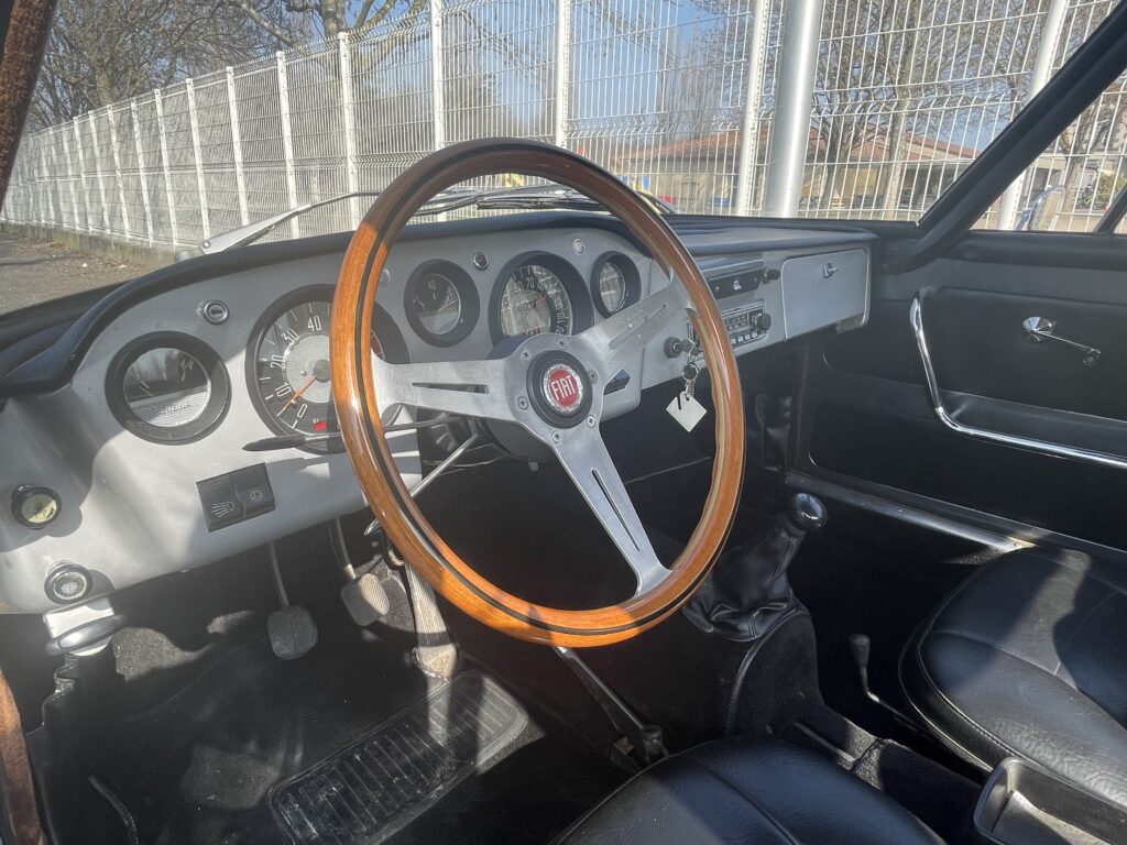 Unidentified Ghia 1500 GT #028 - Photo 7