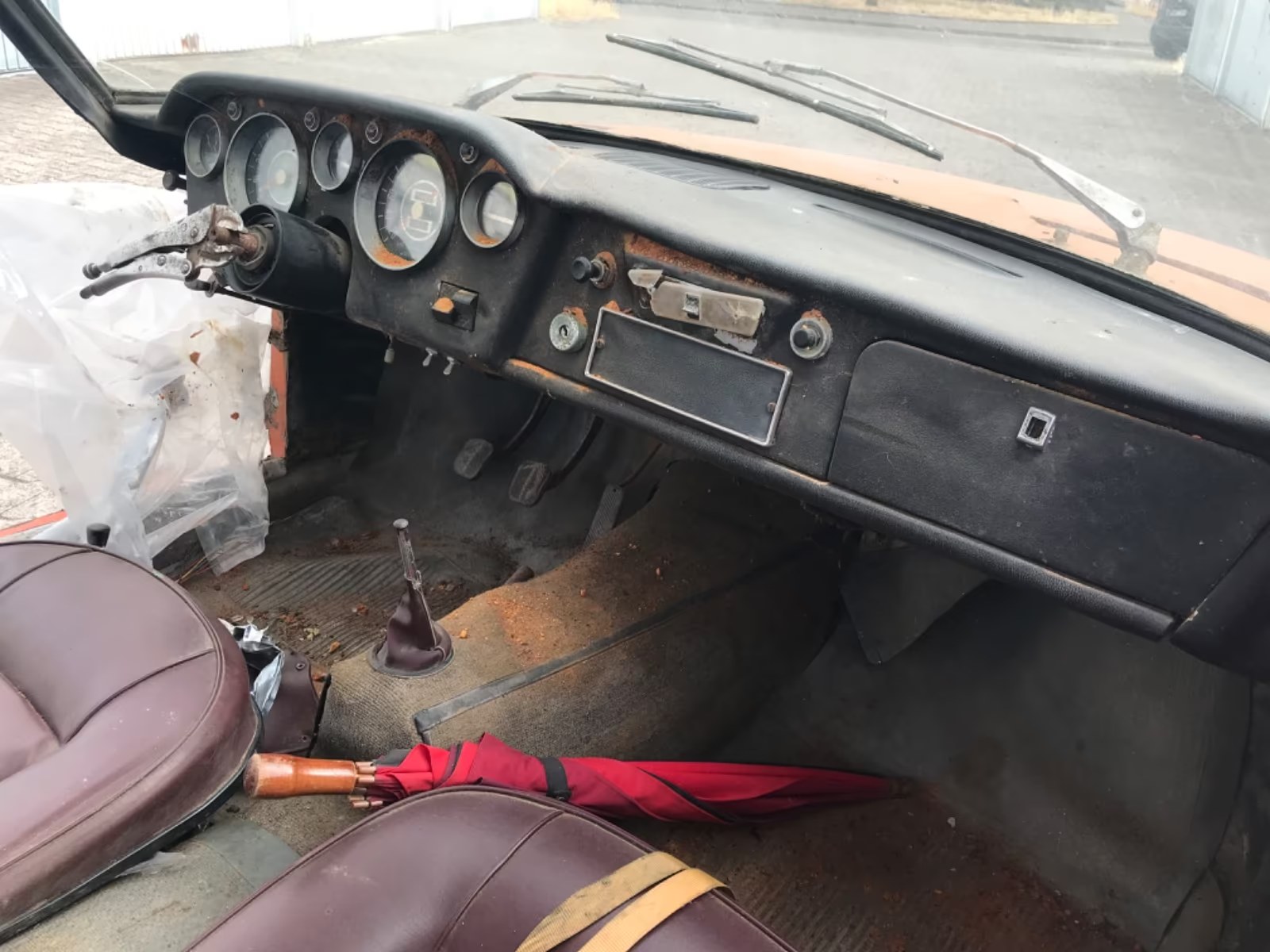 Unidentified Ghia 1500 GT #031 - Photo 6