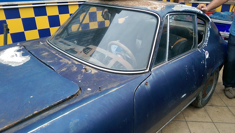 Unidentified Ghia 1500 GT #049 - Photo 3